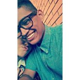 Busco ligar. Mujeres hermosas. En una