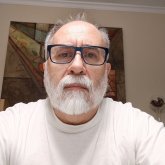 Conserje. Busco ligar. Mujeres entre 30