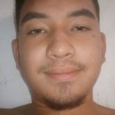 Estudiante. Busco pareja. Estoy buscando