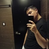 Trabajador. Busco pareja. Apasionado.