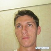 Encuentra Hombres solteros en Oiba