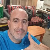 Busco mujeres, solteras. Alegre y