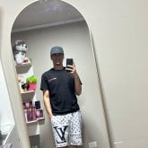 Busco a una mujer flaca y que sea muy