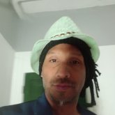 Busco chatear. Busco conocer mujeres de