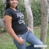 Genelis chica soltera en Loja