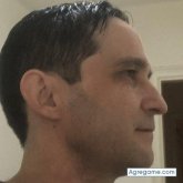 Ocupado. Busco pareja. Busco a mujeres