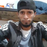 Negocio propio. Busco pareja. Mujeres.