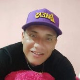 Empleado. Busco chica para salir. Buena