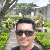 Busco pareja. Mujeres solteras. Soltero,