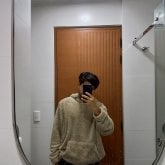 Estudiante. Busco mujeres interesantes.