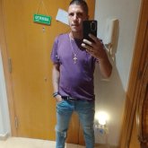 Busco ligar. Relación estable ,