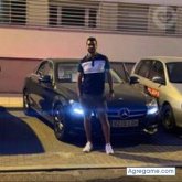 Busco ligar. Chica yo vivo solo gente