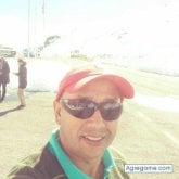 Encuentra Hombres solteros en Teno