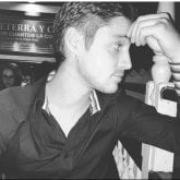 Trabajador. Una mujer sincera bonita