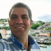 Busco conocer gente. Gente. Todo.