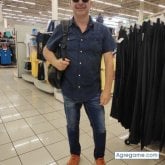 Hotels. Busco pareja. Persona simpática