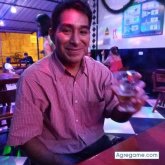 Ebanista carpintero. Busco pareja.