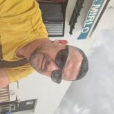 Mujer divertida y guapa. Soy soltero y