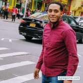 Busco pareja. Chicas. Amable y alegre.