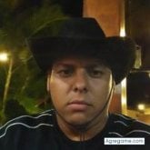 Busco ligar. Chicas. Soy escritor, me