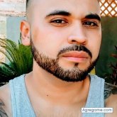 Busco hacer amistades. Todo. Hola. K no