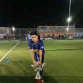 Busco pareja. Chicas de 20. Un chico