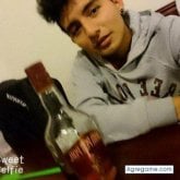 Encuentra Hombres solteros en Sucumbios