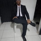 Estudiante. Busco a mujeres y no me