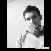 No se. Busco pareja. Sii a chicas. Muy