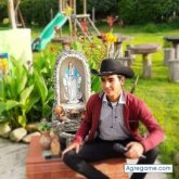 Busco pareja. Amigas,para hablar y tener