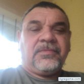 Busco hacer amistades. Una persona que