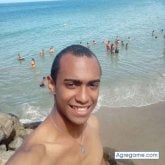 Busco hacer amistades. Una chica amable.