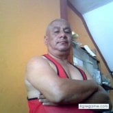 Busco hacer amistades.