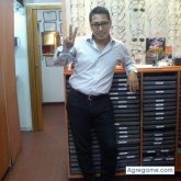 Encuentra Hombres solteros en Casbas