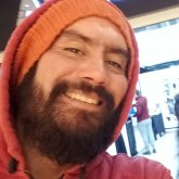 Alegre humor caminar. Obrero. No hablo