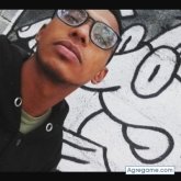 Busco ligar. Mujeres.