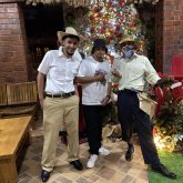 Universidad. Soltero y busca amistad y