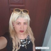 zhoeyhadira chica divorciada en Quito