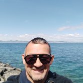 Luigienrique chico separado en 