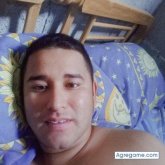 Trabajar. Busco pareja. Busco conocer