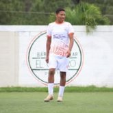 Entre 18 a 25 años??. Color trigeño me