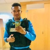 Busco ligar. 🙌🏼. Alegre. Música.