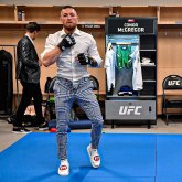 Mujeres para salir.. Buen humor, fisico