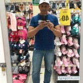 Yersonenri chico soltero en Caracas