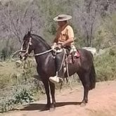 Busco pareja. Busco mujer.  Da lo mismo