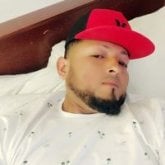 Busco pareja. Cerca de mi. Alegre.