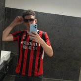 Electricista. Busco ligar. Estoy