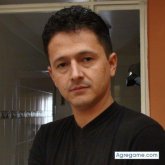 Encuentra Hombres solteros en Girardot