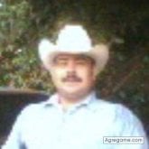 Encuentra Hombres solteros en Alamos