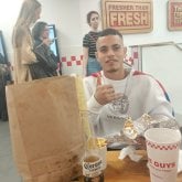 Busco hacer amistades. Busco conocer